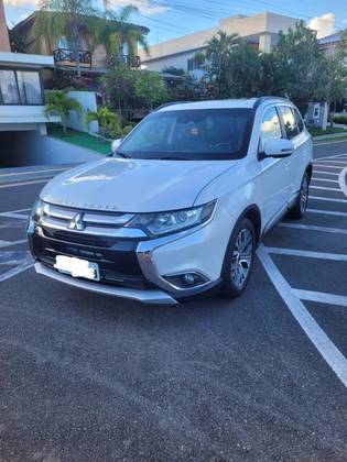 MITSUBISHI OUTLANDER 2.0 16V GASOLINA 4P AUTOMÁTICO MITSUBISHI OUTLANDER 2.0 16V GASOLINA 4P AUTOMÁTICO